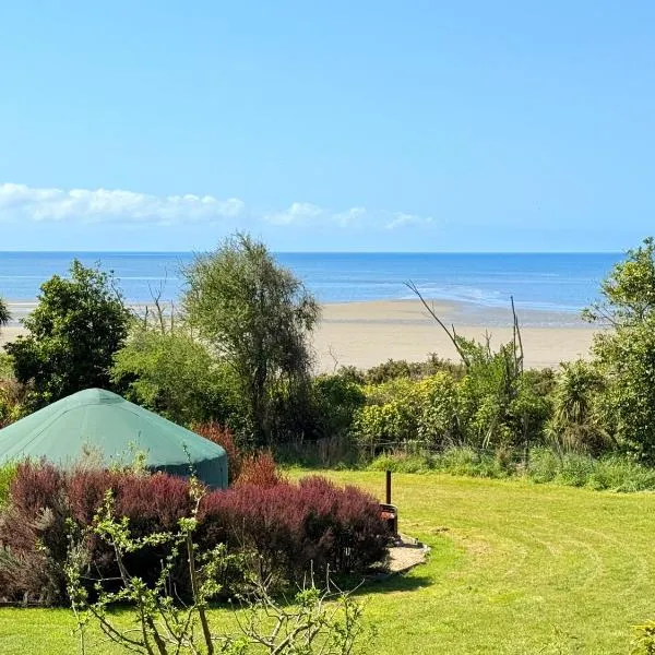 Pā Tōrea Beach Stay, hotel in Collingwood