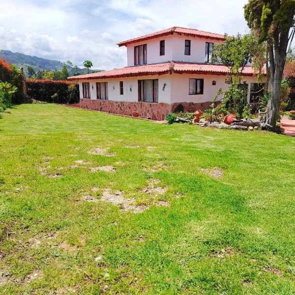 Cabaña Villa Mariana, hotel in Paipa