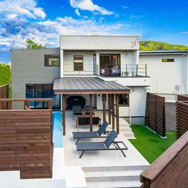 Montevan RESORT VILLA、館山市のホテル