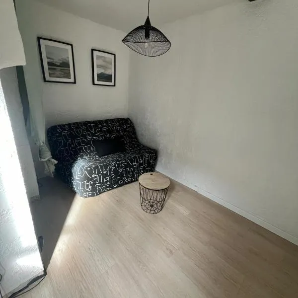 studio en Duplex, Hotel in La Roquebrussanne