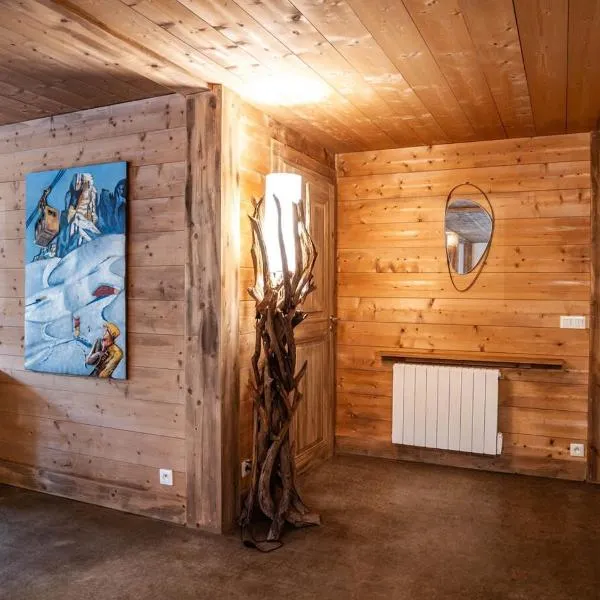 Demi-Chalet en plein coeur de Chamonix - Gabi, hotel a Chamonix-Mont-Blanc