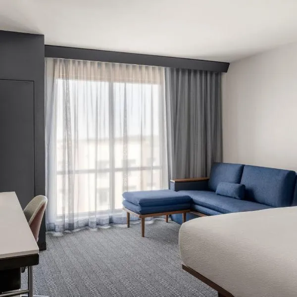 Courtyard by Marriott Milwaukee Brookfield at Poplar Creek, hotel in Brookfield