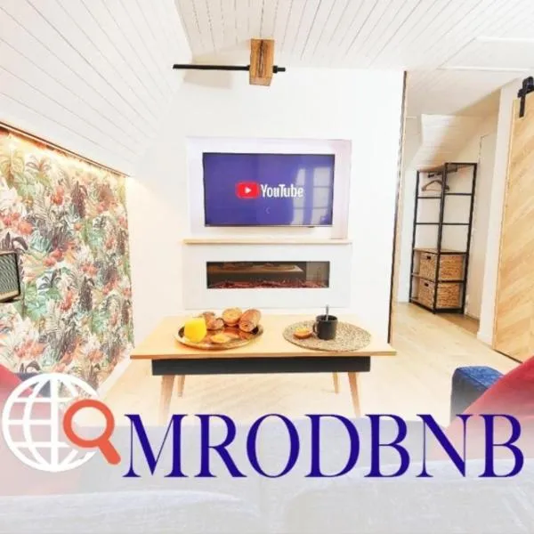 MRODBNB - Appart Neuf - Vue Mer - 25m Plage & Resto - Ciné - cheminée - Popcorn, hôtel à Cancale