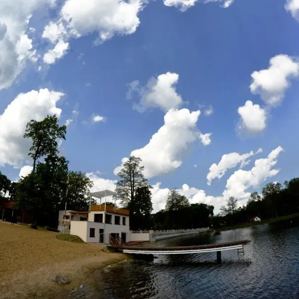 Pensjonat Lido, hotel di Antonin