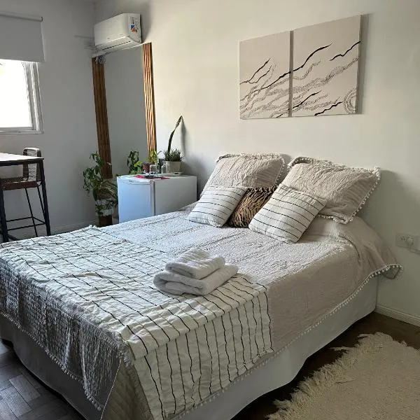 Monoambiente amueblado en el centro de La Plata, hotel u gradu 'La Plata'