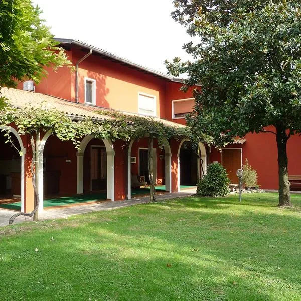 Gelindo dei Magredi Casa Rossa, hotel in Vivaro