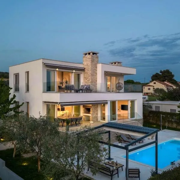 Villa Milagros, hotel in Kožino