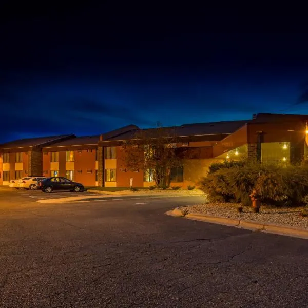 Prime Rate Inn, hotelli kohteessa Burnsville