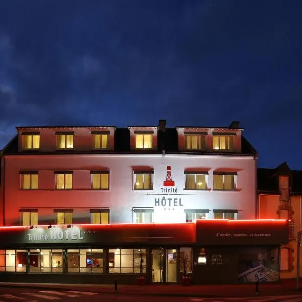 Trinite Hotel: La Trinité-sur-Mer şehrinde bir otel