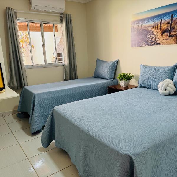 Casa de Praia com Piscina e Churrasqueira a 280m da Praia do Morro - 3 quartos com Ar Condicionado, sendo 2 suítes- Quintal amplo, ideal para famílias - Foto 2