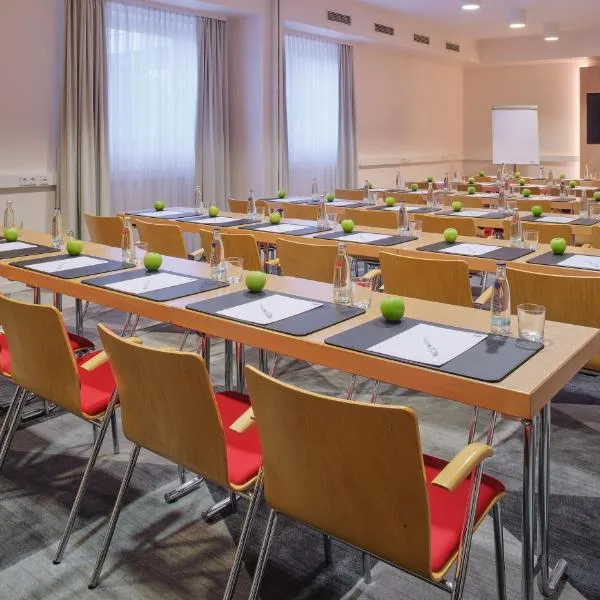 Holiday Inn Express Frankfurt Airport by IHG, hotel in Mörfelden-Walldorf