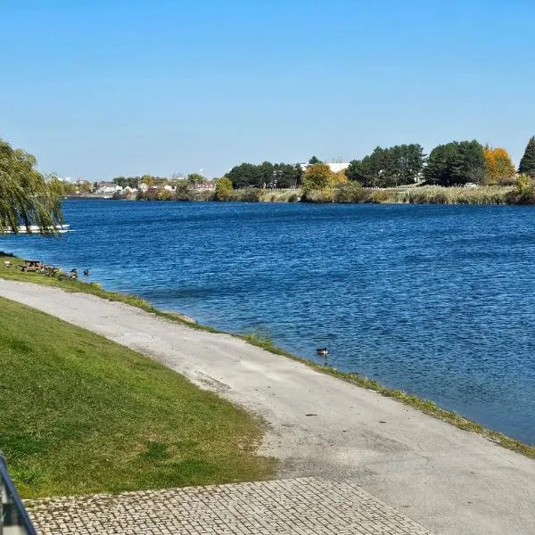Welland Niagara Vacation Home licence# STR-289, hotel en Welland