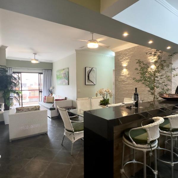 APTO 4 - COND BEIRA MAR, 3 dorm, 2 suítes, Ar-Cond, Wi-Fi, 2 Garagens, Piscina