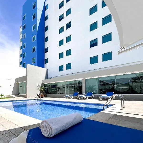 Holiday Inn Express Mérida by IHG, hotel v destinaci Mérida