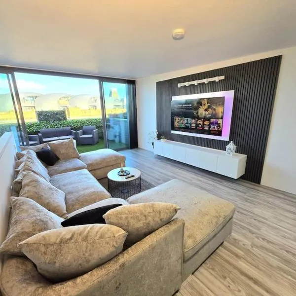 Modern Duplex Penthouse Panoramic Views & Parking, hotell sihtkohas Bradford