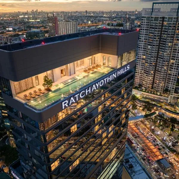 The Quarter Ratchayothin by UHG, hotel di Bangkok