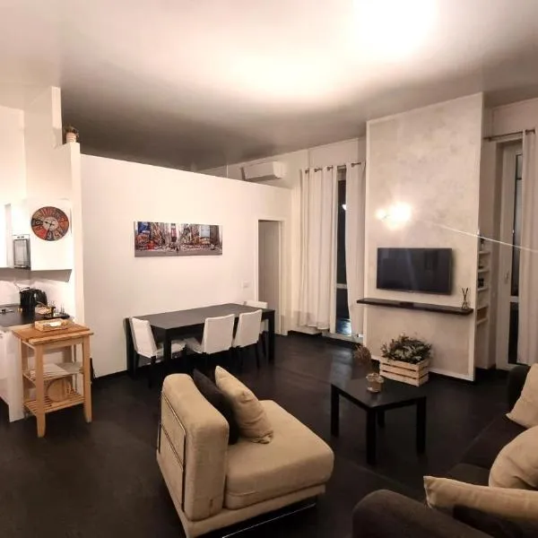 Intero appartamento fronte Ospedale San Raffaele, hotell sihtkohas Segrate