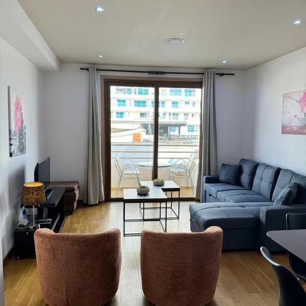 라르나카에 위치한 호텔 Ithaki Phinikoudes Apartments No. 106