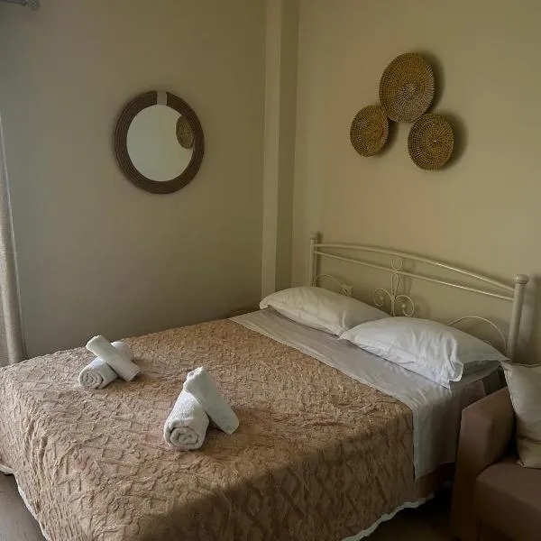 Central House Karistos Two, hotel v destinaci Karystos