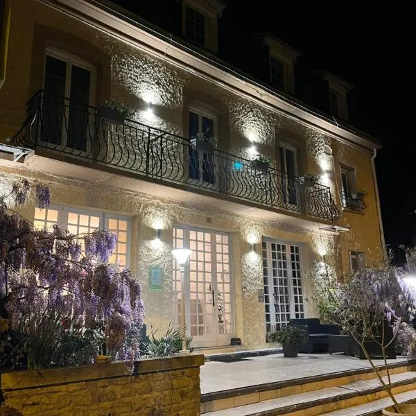 Logis Hôtel Restaurant Le Lascaux – hotel w mieście Montignac
