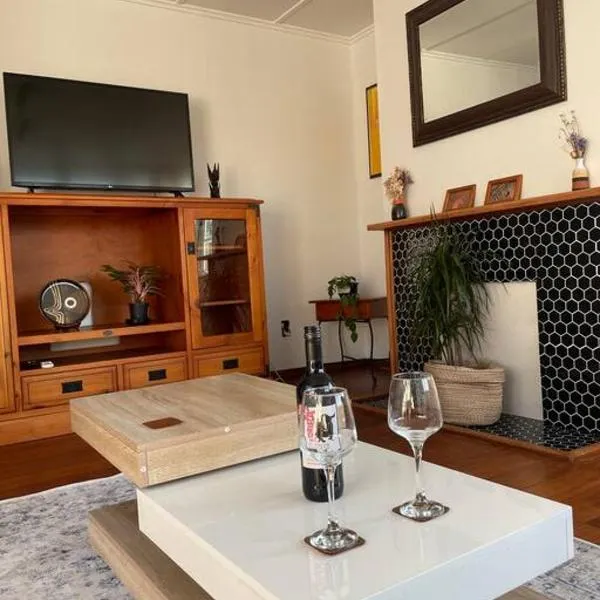 Watts, A Cosy Escape, hotel in Hamilton