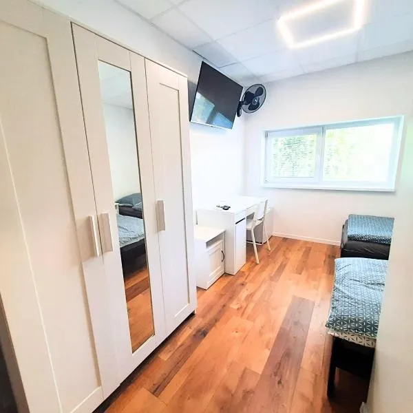 Dimael Hostel & Apartments, hotel v destinaci Bratislava