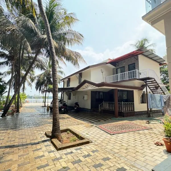 THE BACKWATER HOMESTAYy, hotel in Kalyānpur