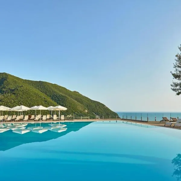 Atlantica Grand Mediterraneo Resort - Adults Only、Kompítsionのホテル