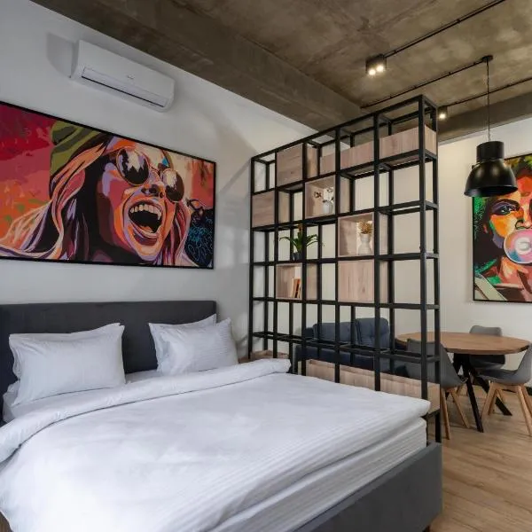 Apart Hotel LOFT, hotel in Almaty