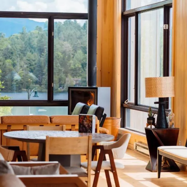 Laurel Lake Placid, hotel v mestu Lake Placid