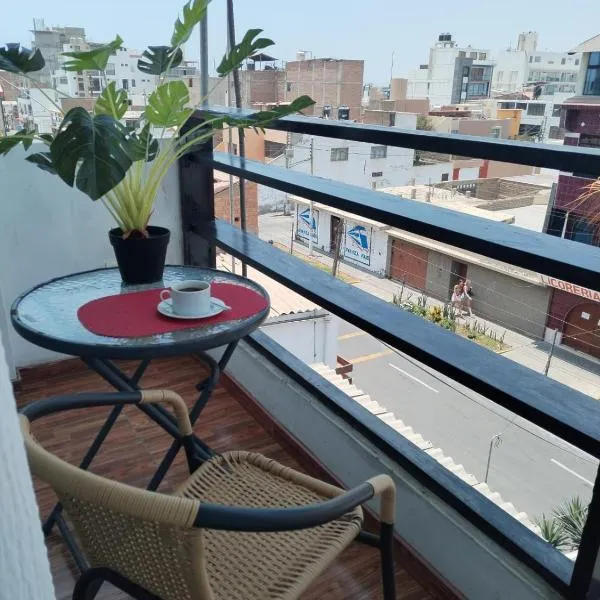 Acogedores Departamentos Céntricos Huanchaco 4 p, hotel di Huanchaco