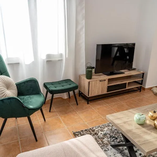 Depi's Luxury Apartment in the center, hotel v destinaci Alexandrupoli