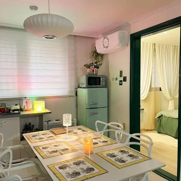 Seokchon Lake Memories Stay, hotel in Seoul