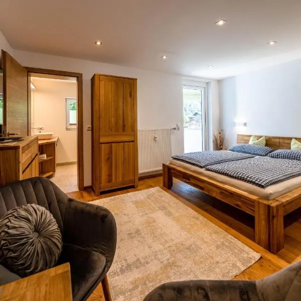 Ferienwohnungen Veronika Wohnung 1 – hotel w mieście Mittenwald