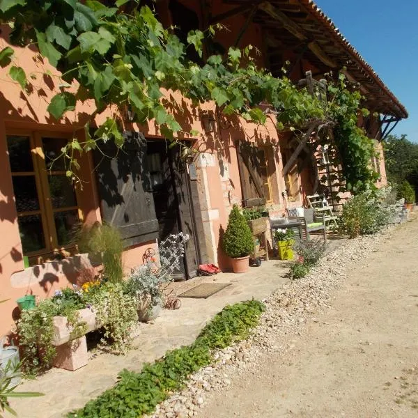 La Cassinette, hotel u gradu 'Romenay'