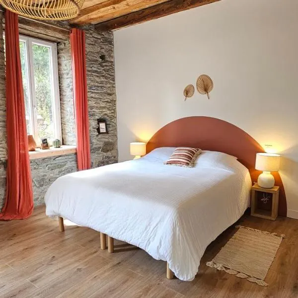 Chambre d'hôte de charme L'Escapada Les Échappées Belles, hotel v destinaci Antignac