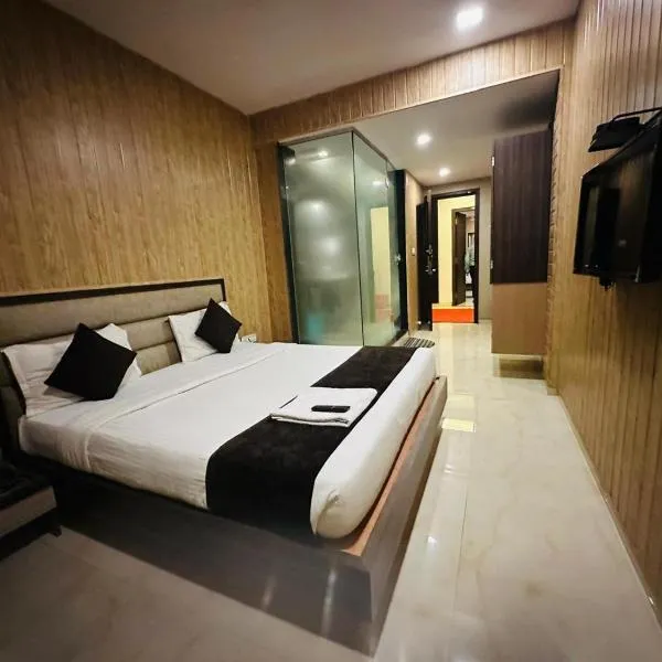 Hotel Merakee - Near Dahisar Mira Road Mumbai, hotel v Bombaji