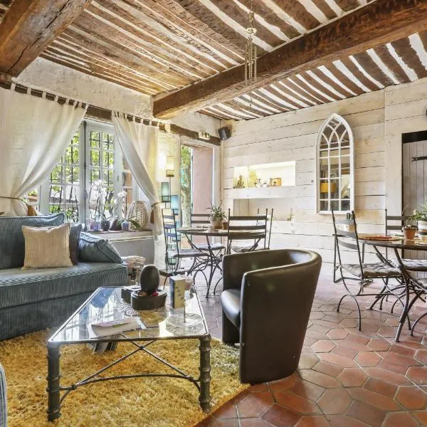 Restaurant Le Château, hotel in Châteaudouble