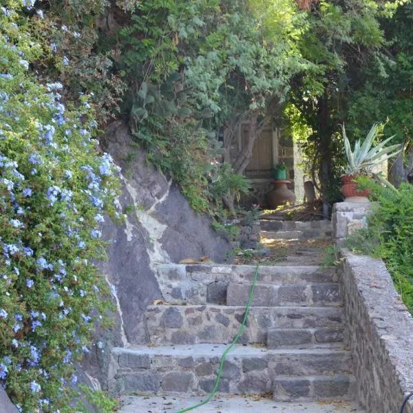 Katerina's Guest Houses, hotel v destinaci Mithimna