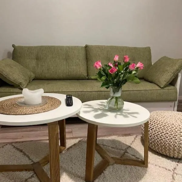 Käytännöllinen yksiö rauhallisella alueella!, hotel v destinaci Hyvinkää