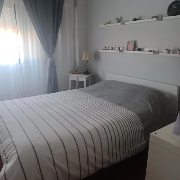 Ana Cozy room, hotel in Sacavém