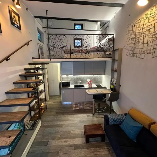 밀라노에 위치한 호텔 Due fiori loft Niguarda
