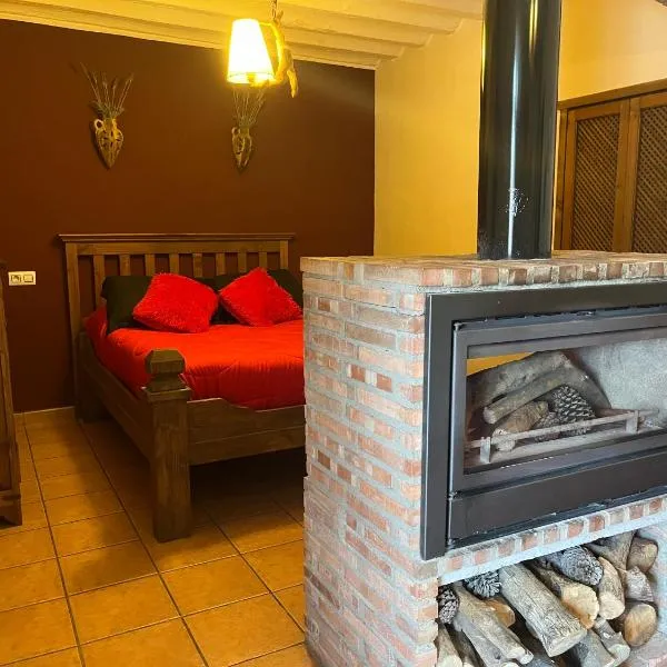 La Casita Roja Del Arcoíris, hotel v destinácii Riópar