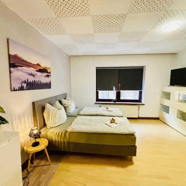 Harmony - Ganzes Appartement 3 Schlafzimmer City Meiningen, hotel v destinaci Meiningen