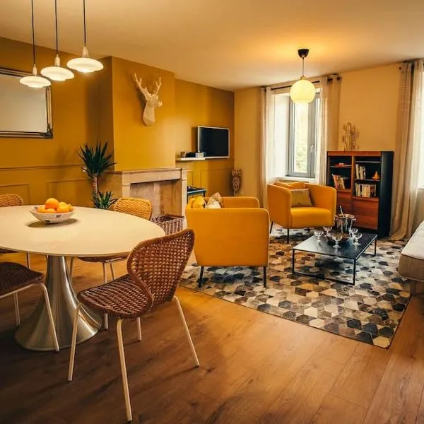 Spacieux logement, hotel di Arnaville