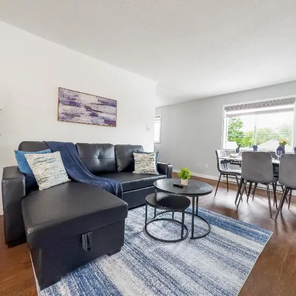 Pet-Friendly Large 3-Bedroom - Bobcaygeon, hotel in Bobcaygeon