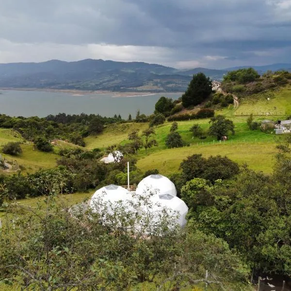 CASA GLAMPiNG GUATAVITA Familiar Cap Max 13 pers, hotel in Guatavita