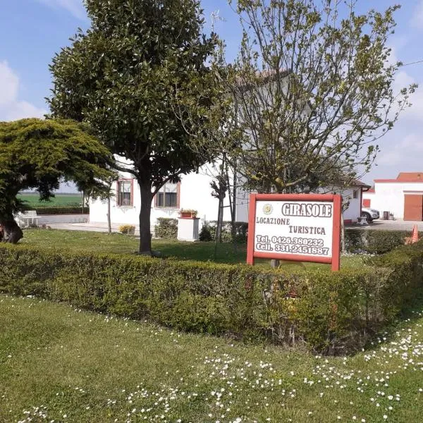 Locazione Turistica Girasole, hotel in Porto Tolle