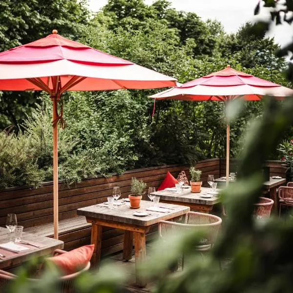 Strasserwirt - Ansitz zu Tirol, hotel a Strassen