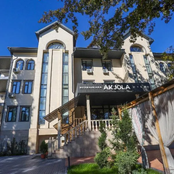 Akjola, hotel i Bisjkek